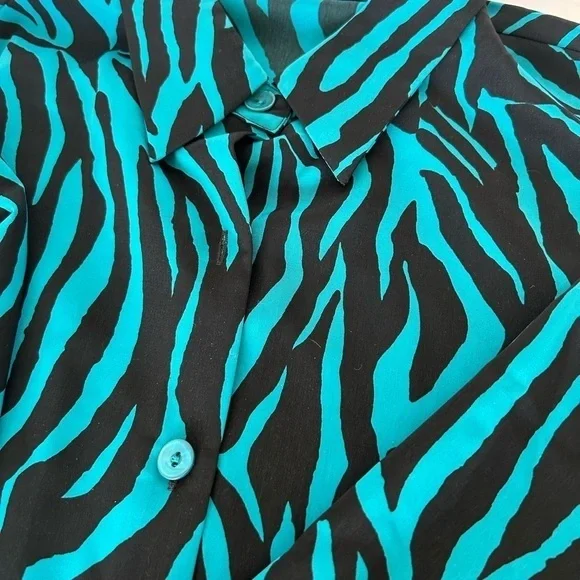 NWOT Susan Graver Teal/Black Animal Print Blouse - Picture 6 of 9